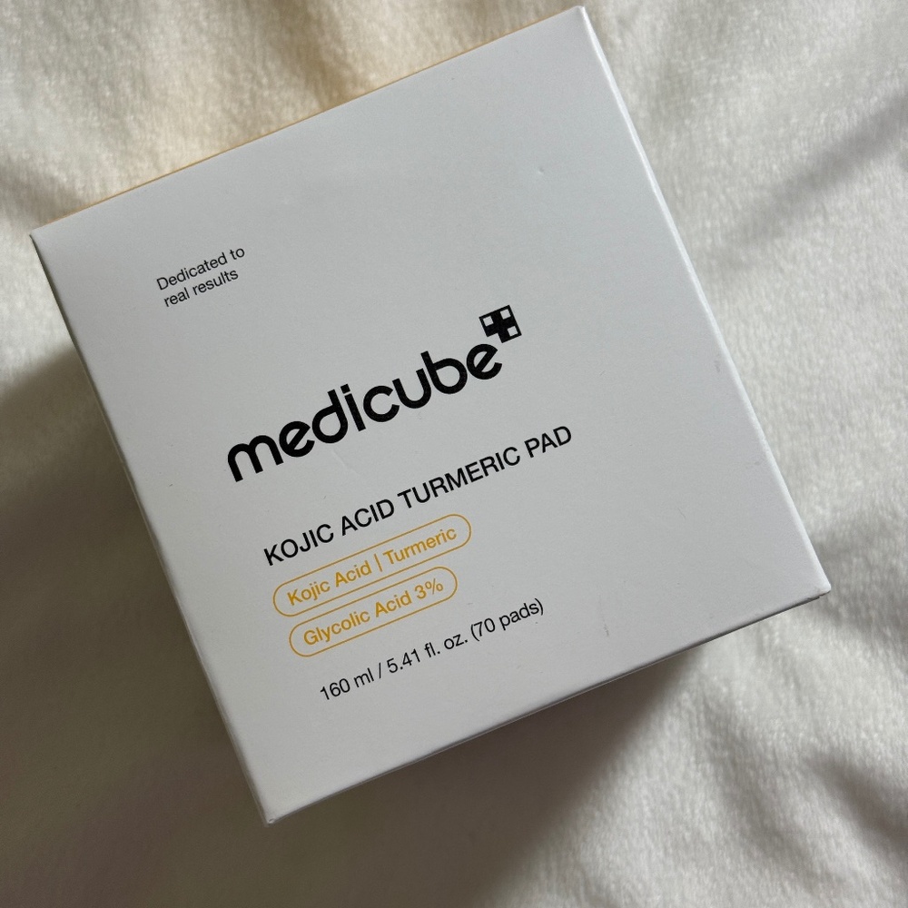 medicube Kojic Acid Turmeric Pad
